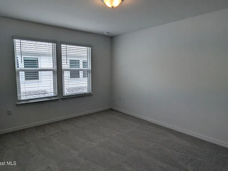 4317 Jetty Ln NE — Photo 15