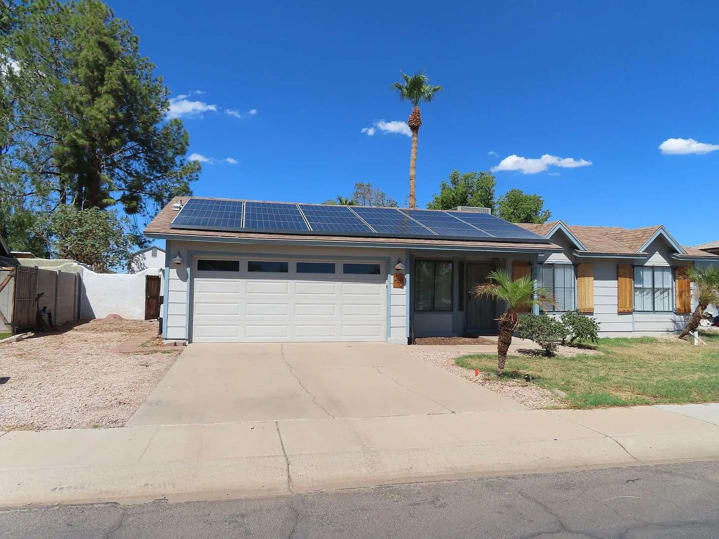 North Gilbert 3 bedroom 2 bath w/Pool NO HOA — Photo 2