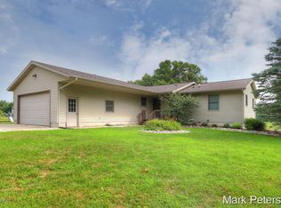 3924 W Boyer Rd, Greenville, MI 48838