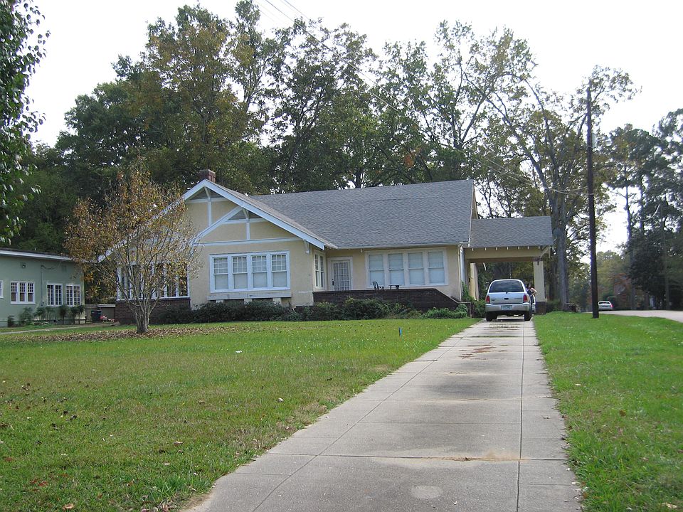 Great curb appeal.