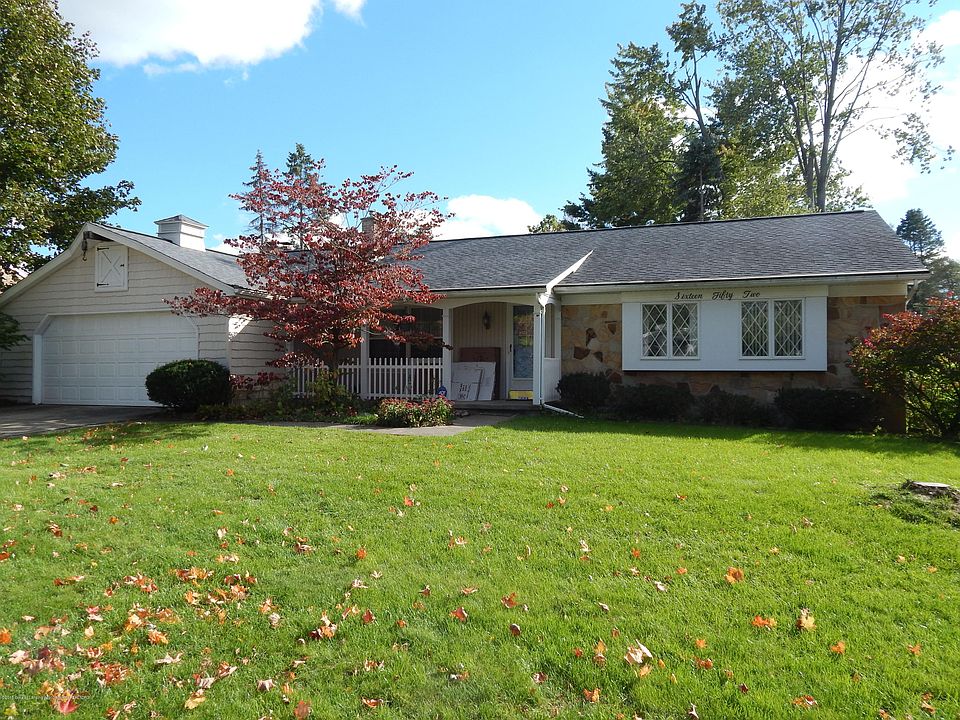 1st image of 1652 Parkvale Ave