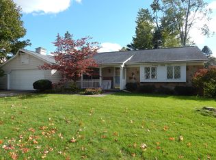 1652 Parkvale Ave, East Lansing, MI 48823