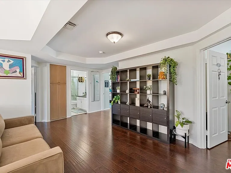 12834 Landale St — Photo 20