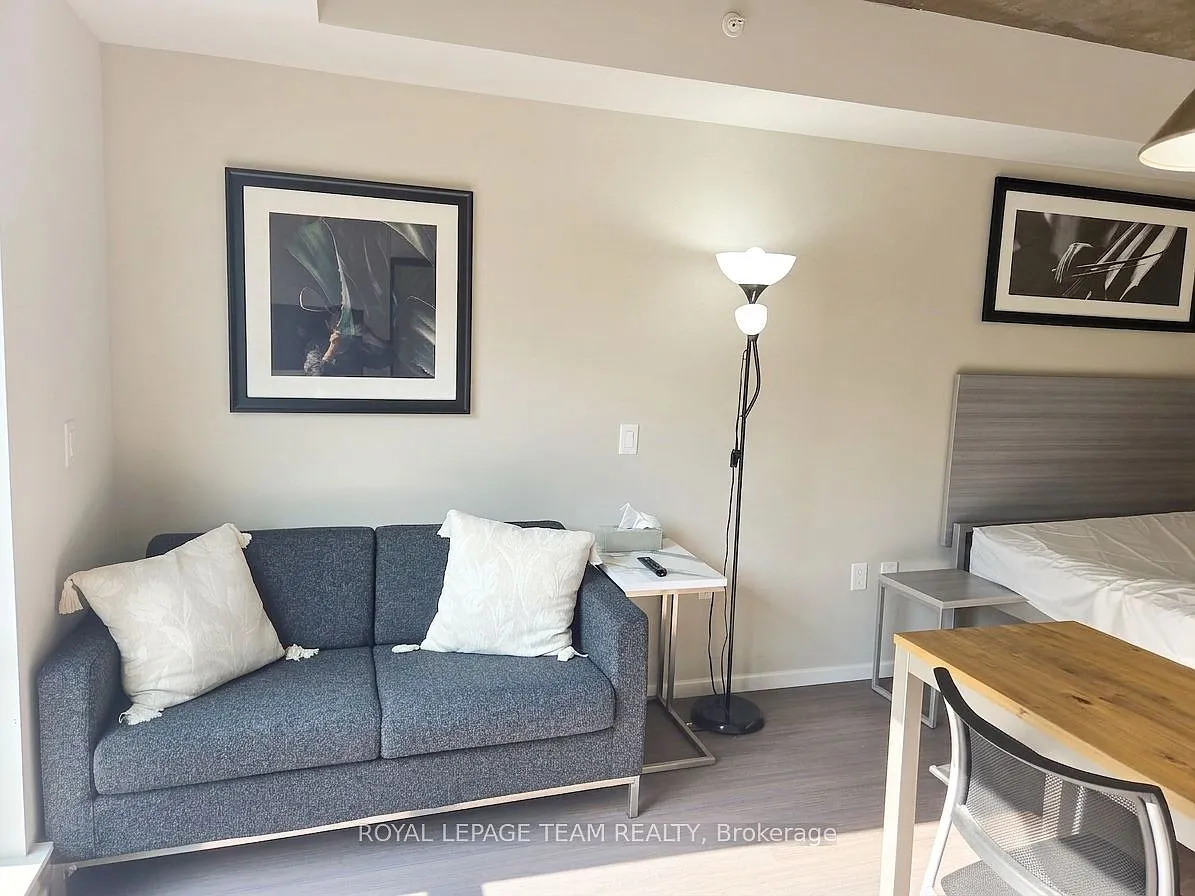 Studio, $1,800 — Photo 4