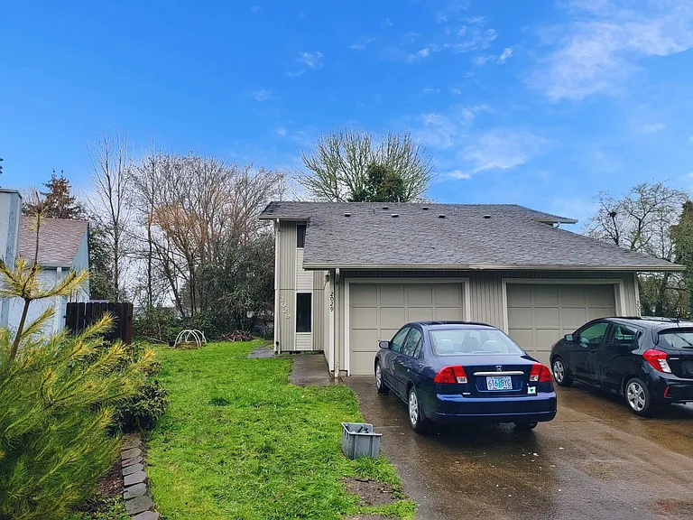 2027-2029 NW Arthur Pl — Photo 1