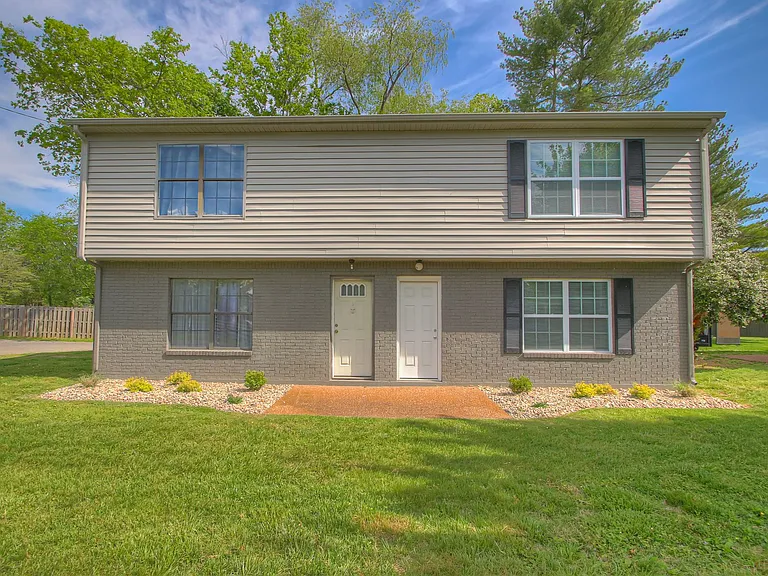 350 Beechcroft Rd #6 — Photo 21