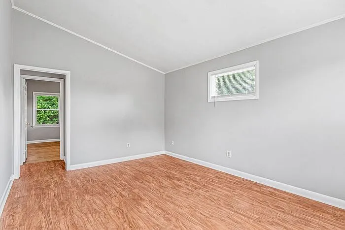 3 bed, 2.0 bath, 1200 sqft, $1,550 — Photo 4