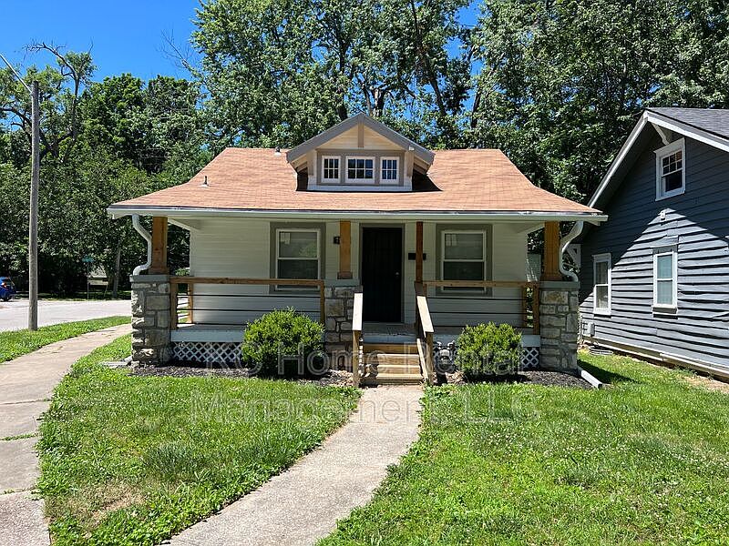 1st image of 7542 Harrison St