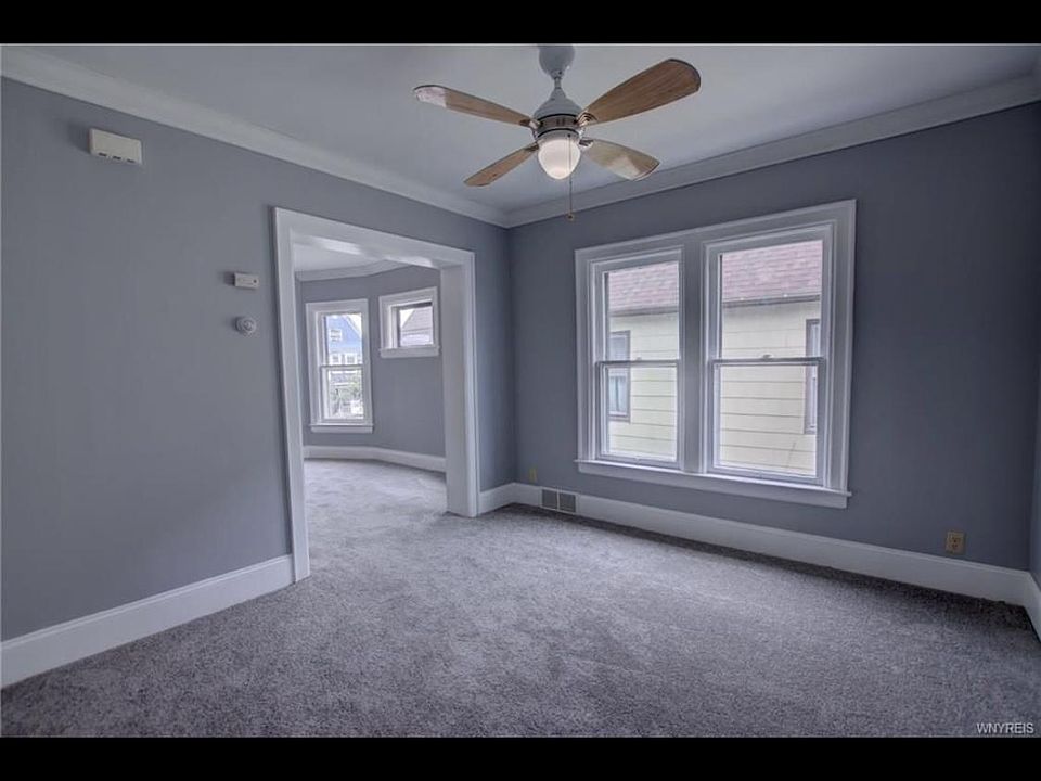 1st image of 25 Richfield Dr