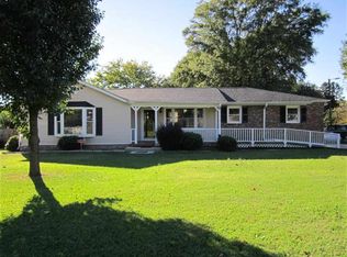 394 Ridgecrest Dr, Spartanburg, SC 29301