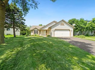 8920 Saint Croix Rd, Woodbury, MN 55125