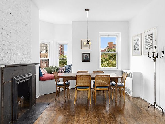 4th image of 304 Henry St APT 4A
