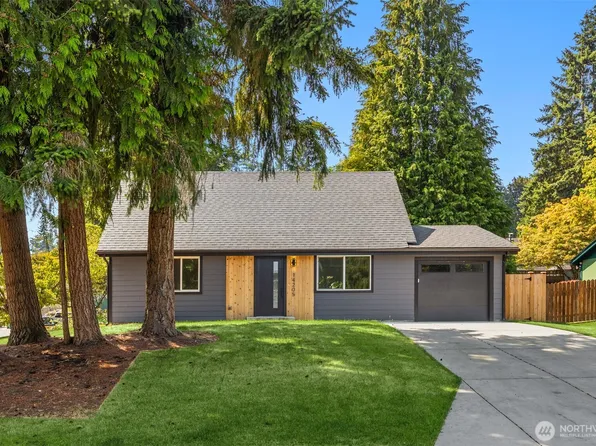 14205 77th Avenue NE, Kirkland, WA 98034