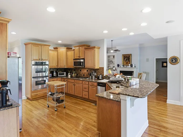 23 Sawgrass Ln — Photo 44