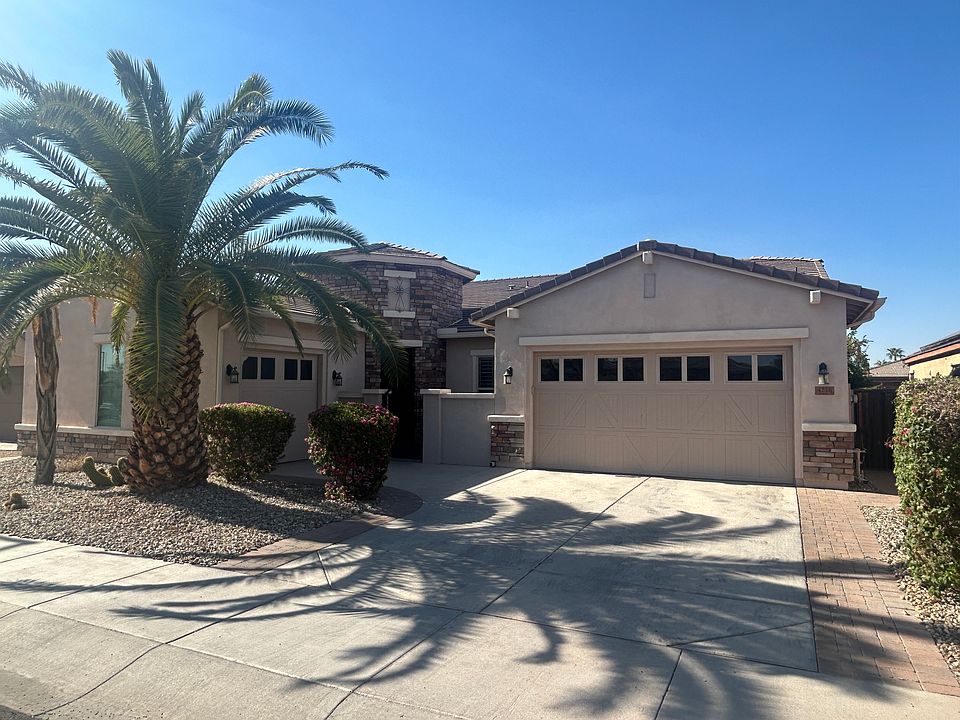 1st image of 4216 N 161st Ave