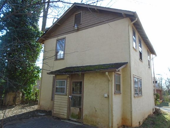 2nd image of 328 Floral Ave