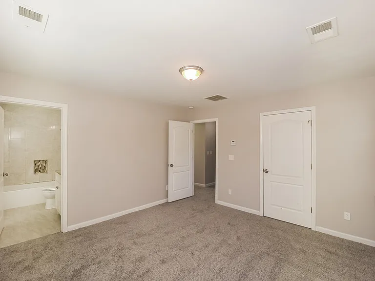 1863 Phillips Ave — Photo 10