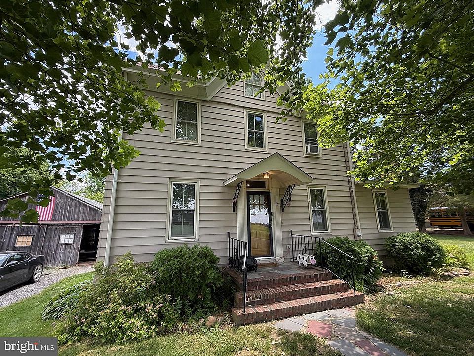 1st image of 79 Pier Rd
