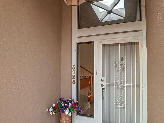 2nd image of 5725 Mira Grande Dr