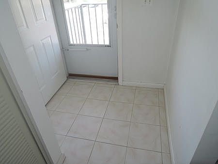 3rd image of 1207 S Lakes End Dr APT B2