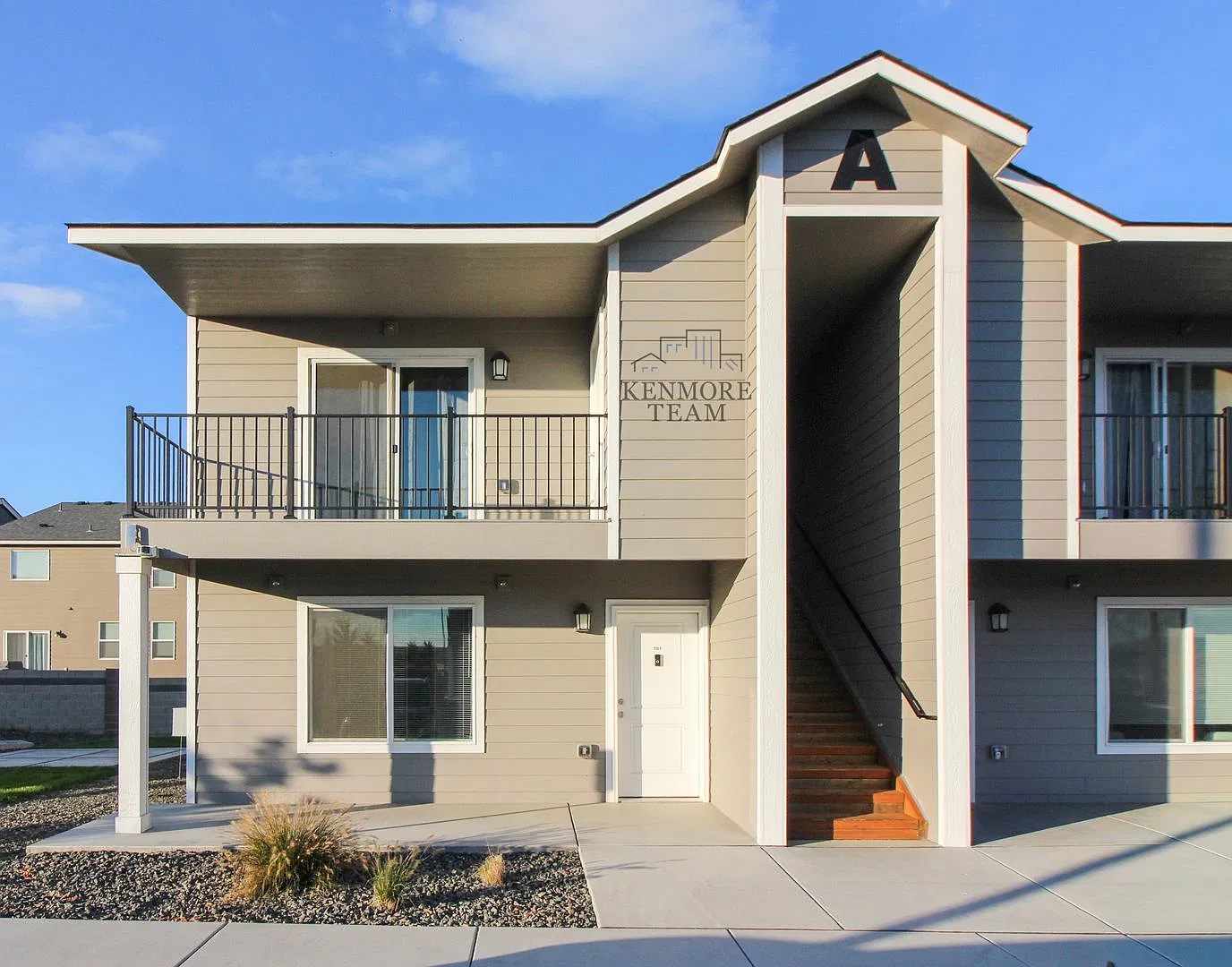 Walton Place Living — Photo 1