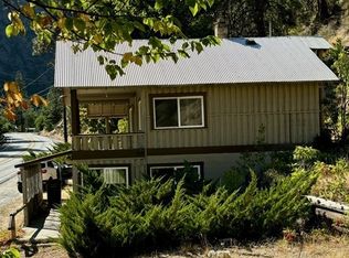 8820 Entiat River Rd, Entiat, WA 98822