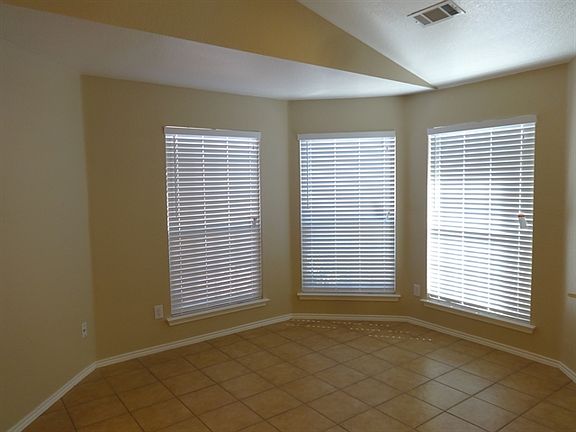 2nd image of 6309 Geneva Ln