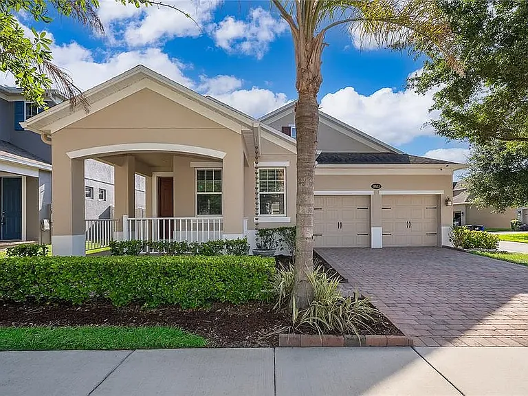 8031 Navel Orange Ln — Photo 2