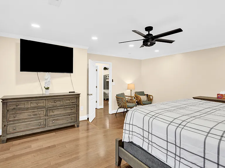 6920 Stillmeadow Dr — Photo 33