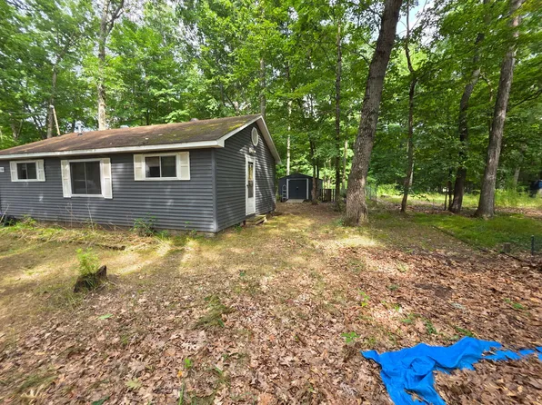 2300 N 28th St, Fountain, MI 49410