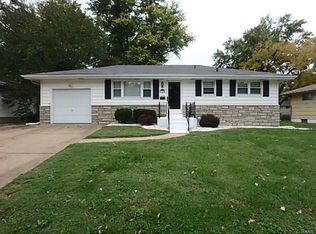 1705 Marshall Ct, Florissant, MO 63031