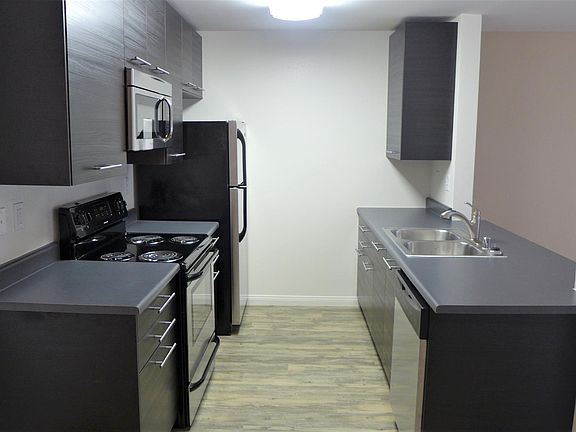 3rd image of 4612 Ohio St #7