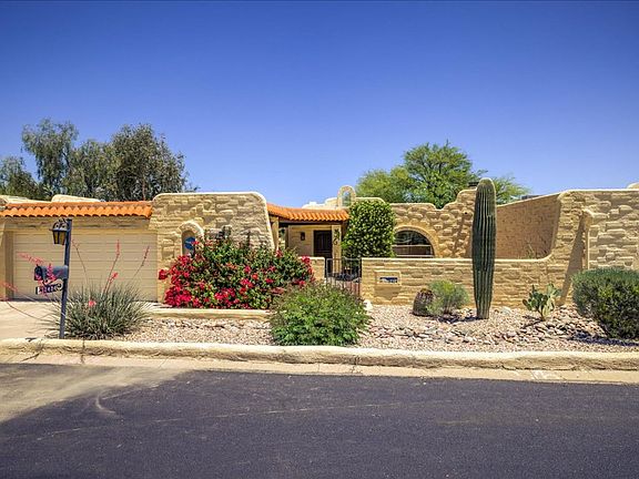 3rd image of 1424 N Camino Mateo