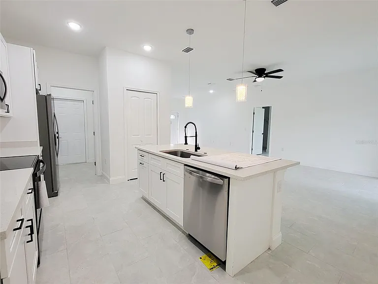 415 Tonklin Rd SW — Photo 4