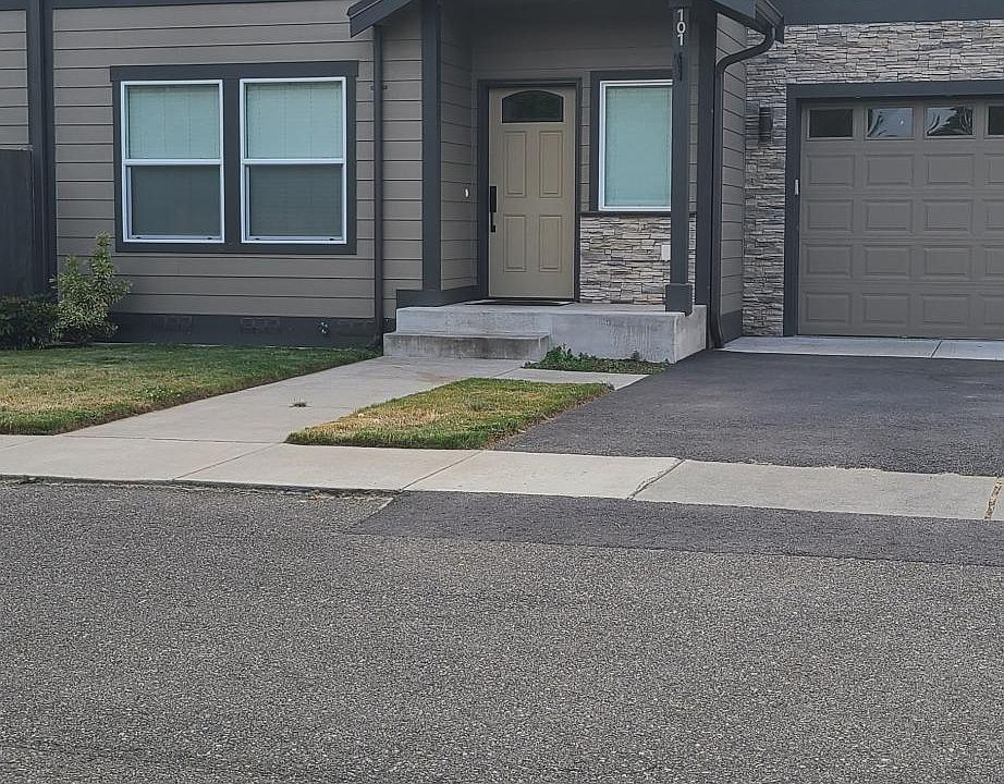 1st image of 4518 84th St NE