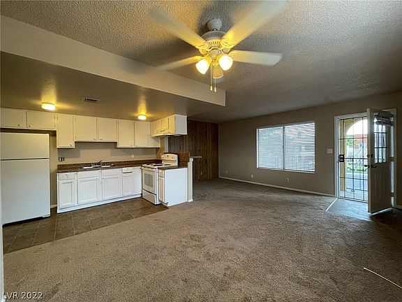 3rd image of 4220 Solteros St APT 3