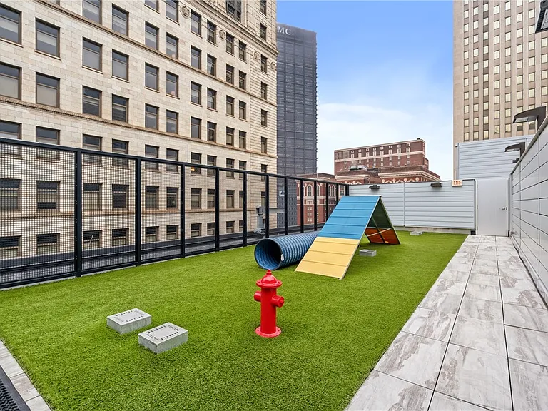 350 Oliver Ave #1303 — Photo 21