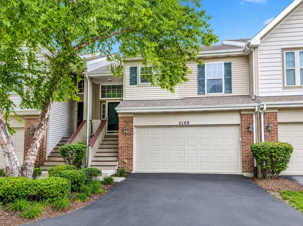 3159 Saganashkee Ln, Naperville, IL 60564
