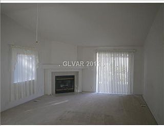 4th image of 590 Lake Michigan Ln