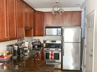 1215 W Waveland Ave, Chicago, IL 60613