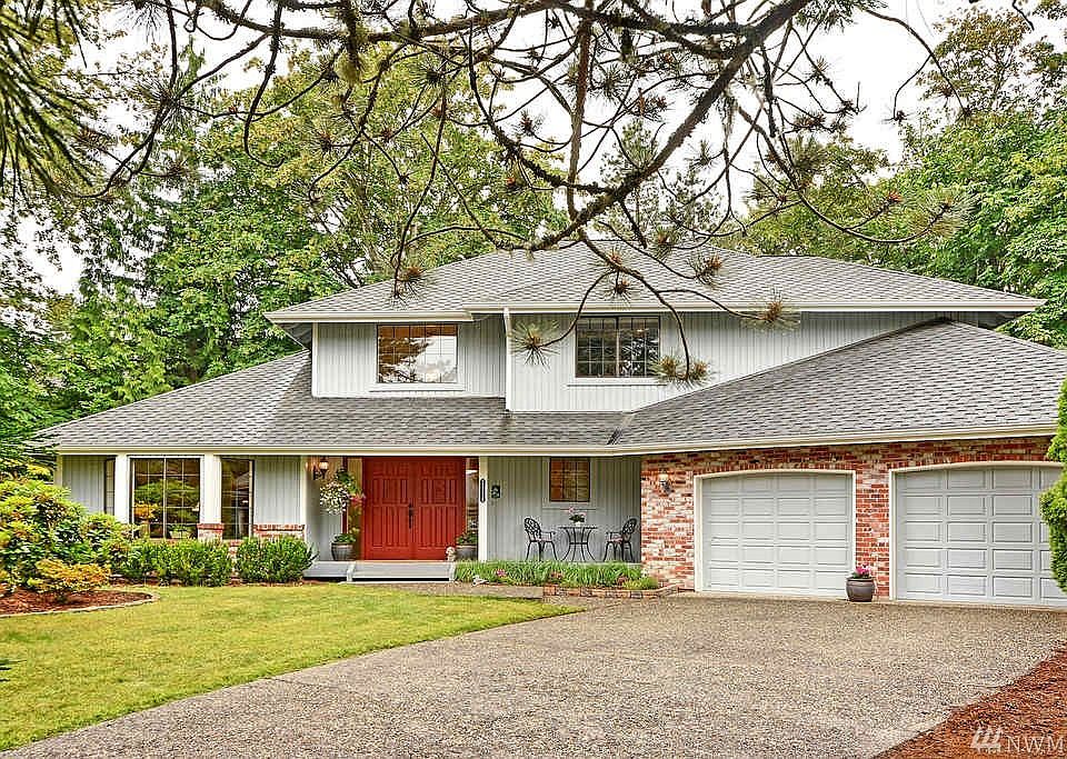 1st image of 21118 NE 43rd Pl