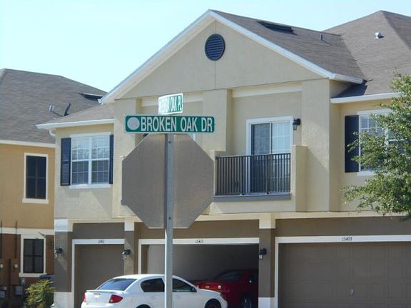 5th image of 1426 Broken Oak Dr #32C