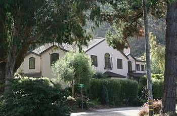 1st image of 104 Berendos Ave