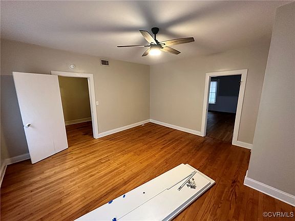 4th image of 3963 Oakleys Ln