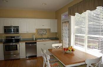 2nd image of 105 Mackenzie Ln