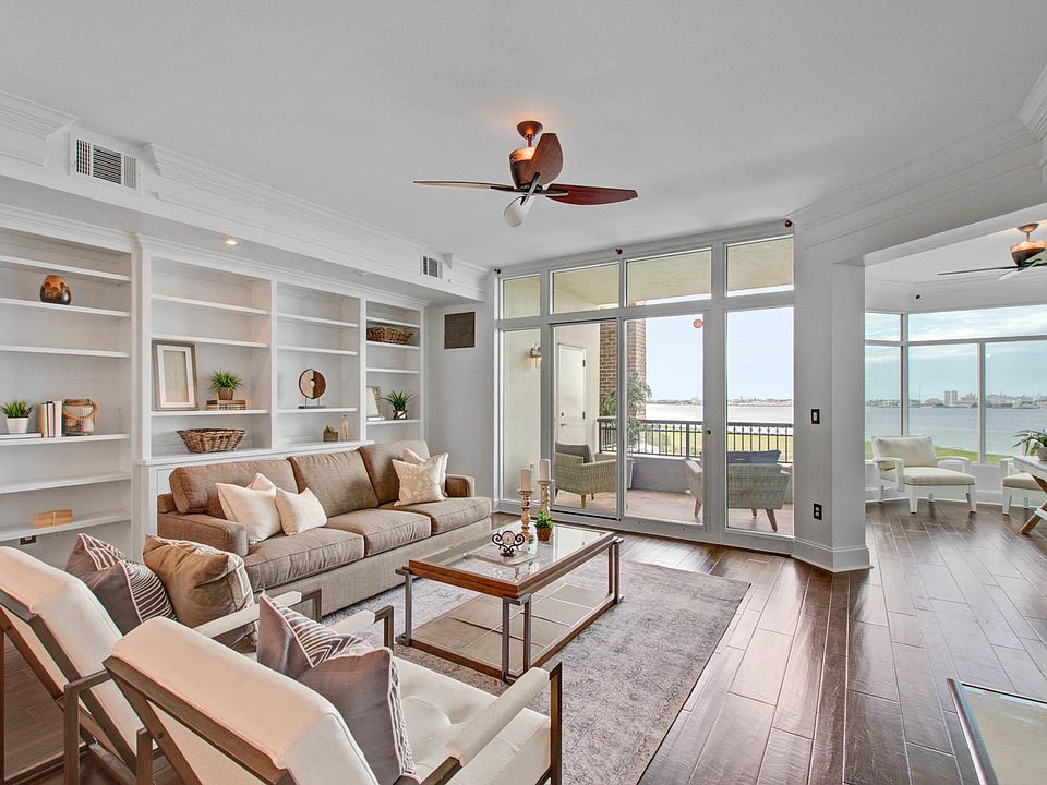 1st image of 175 N Plaza Ct #605