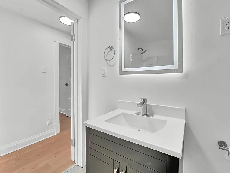 1584 Hampton Rd — Photo 19