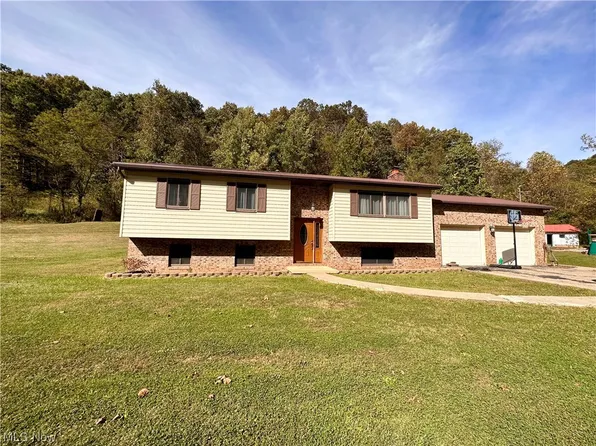 191 Bukey Run Rd, Saint Marys, WV 26170