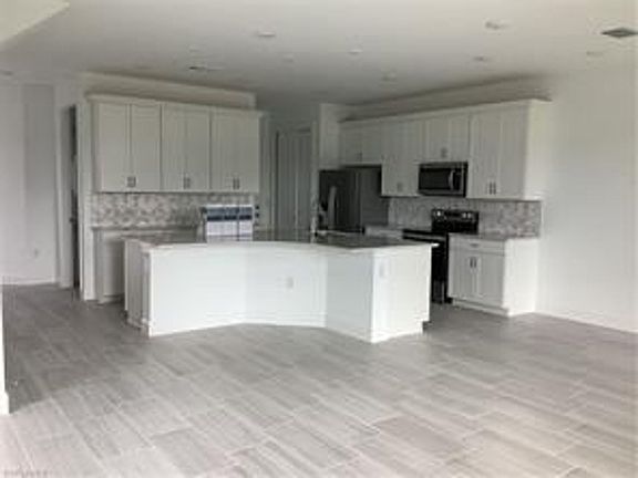 2nd image of 4275 Sonoma Oaks Cir