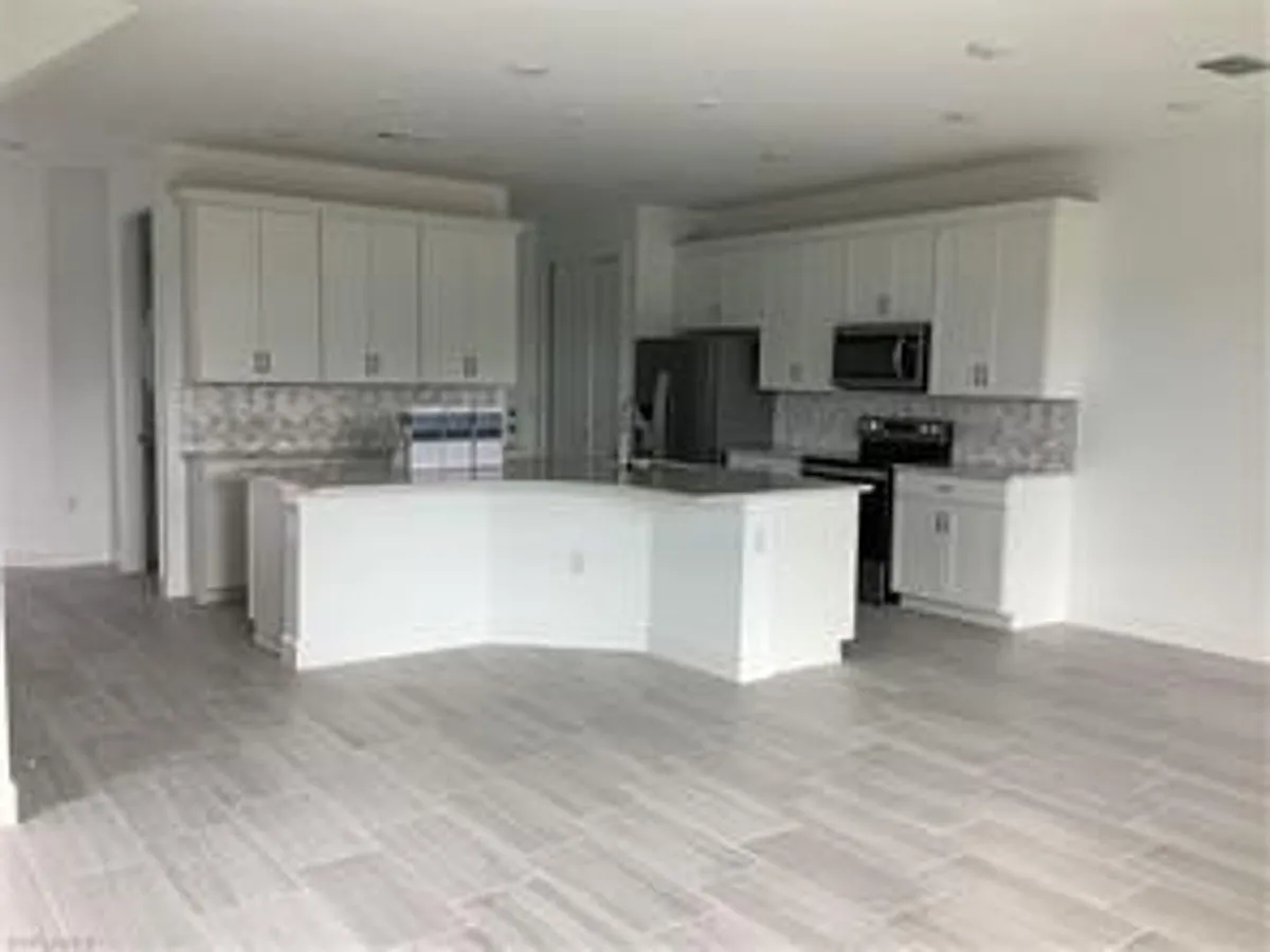 Building Photo - 4275 Sonoma Oaks Cir